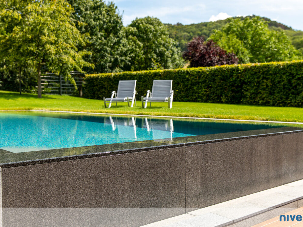 Niveko Fertigpool, Serie Infinity